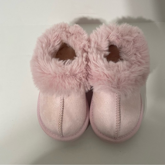 Cat & Jack | toddler faux fur cuff boot size 6 - Picture 4 of 12